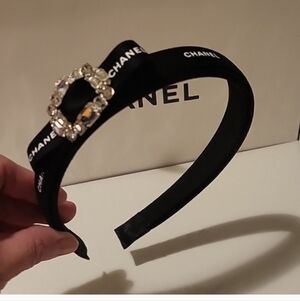Chanel Blaxk & White Ribbon